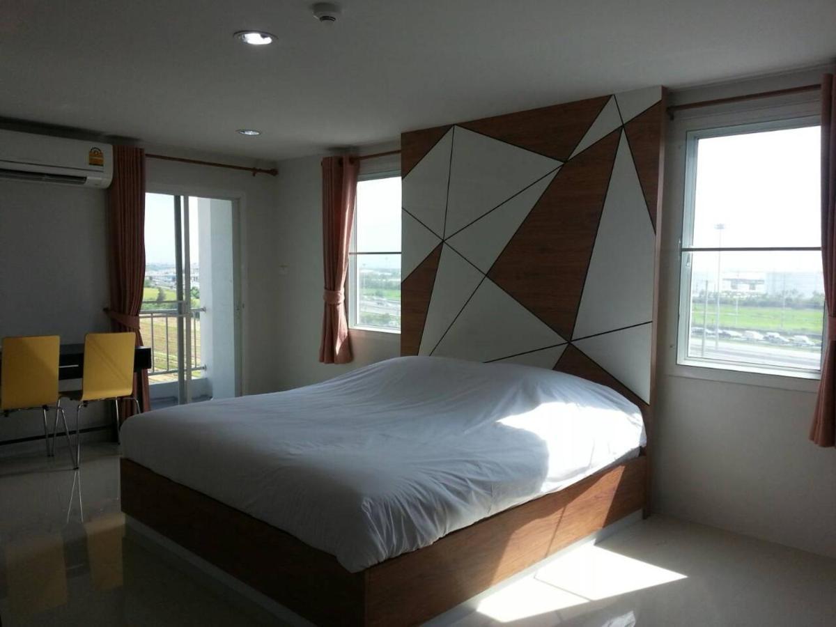 The Seasons Aparthotel Pathum Thani Exterior photo