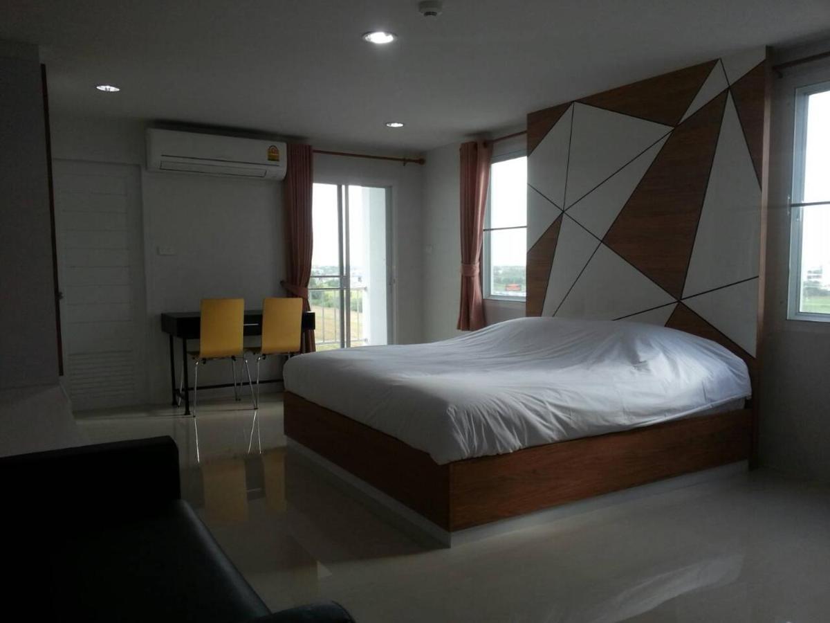 The Seasons Aparthotel Pathum Thani Exterior photo