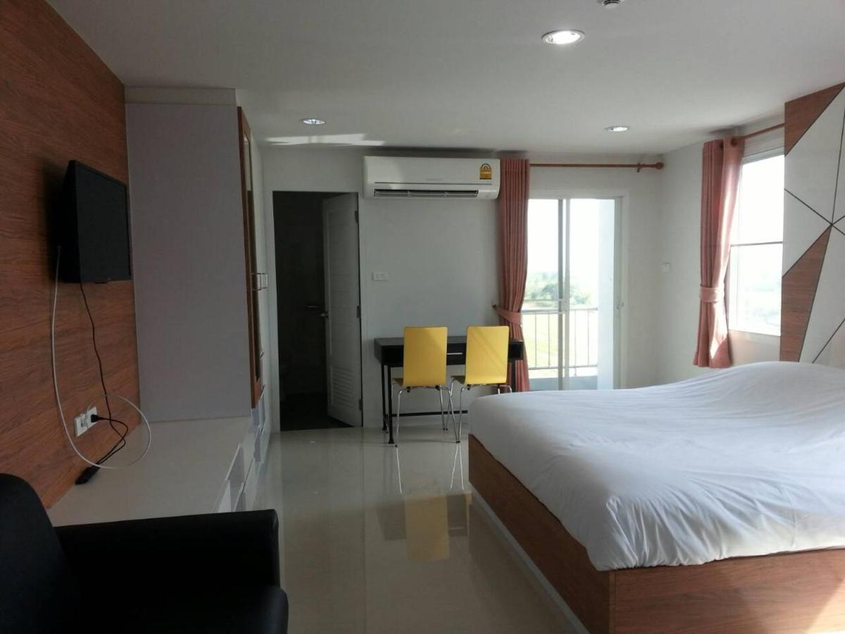 The Seasons Aparthotel Pathum Thani Exterior photo